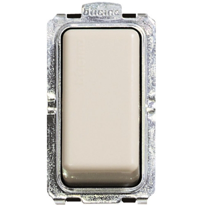 BTICINO - Inverseur Magic - 250V - 16A - 1 module