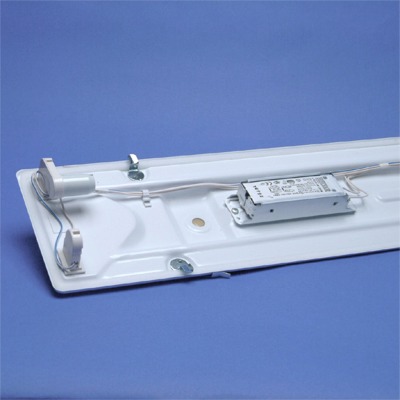 TECHNOLUX - Base apparente 2x58W ind