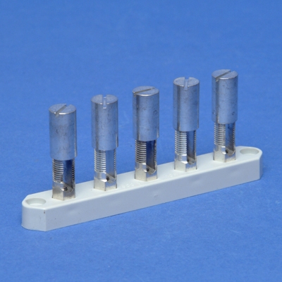 VYNCKIER - Klemmensteun met kapklemmen 10mm² voor Serie 55